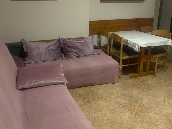 nr 5 pokój 4-5 osobowy