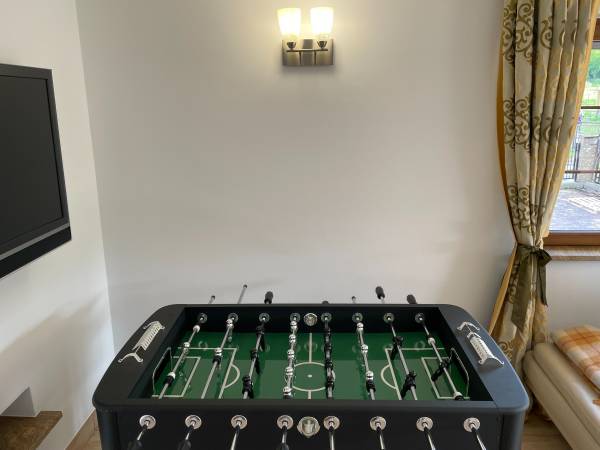 Piłkarzyki w salonie