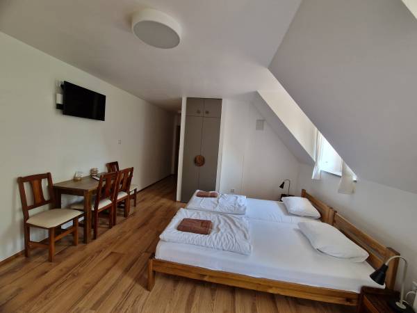 Gościniec Pięciu Stawów 