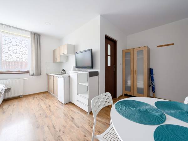 pokój 4 osobowy nr 6