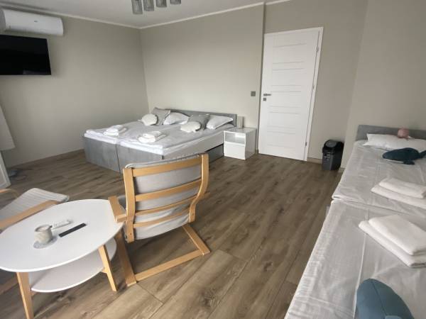 „Pokoje na Wiejskiej”