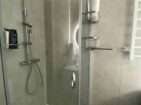 „Pokoje na Wiejskiej”