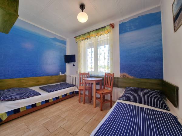 NR 3 pokój 2 osobowy z łazienką