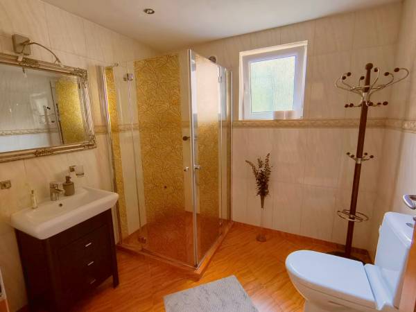 Pokój 4 (łazienka)