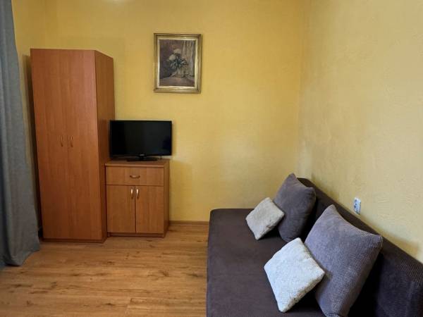 Pokój nr 21 / 1-2 os. Sofa 2 osobowa