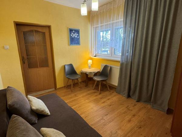 Pokój nr 21 / 1-2 os. Sofa 2 osobowa