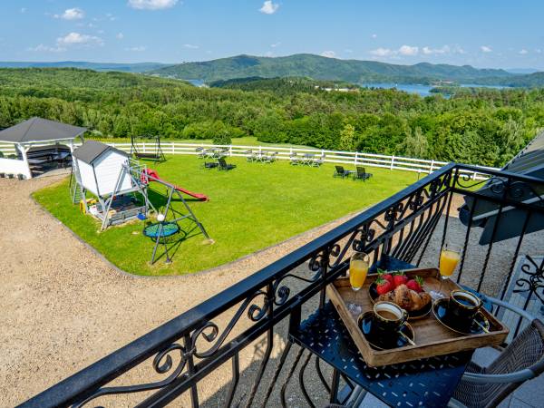 widok z balkonu z pokoju 2-osobowego