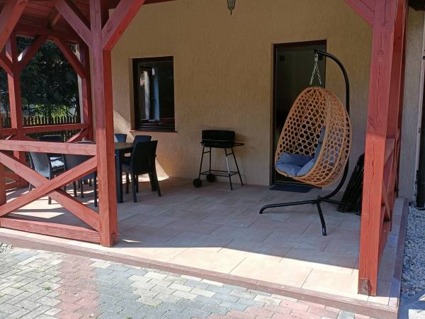 Mazury. Domek pod lasem