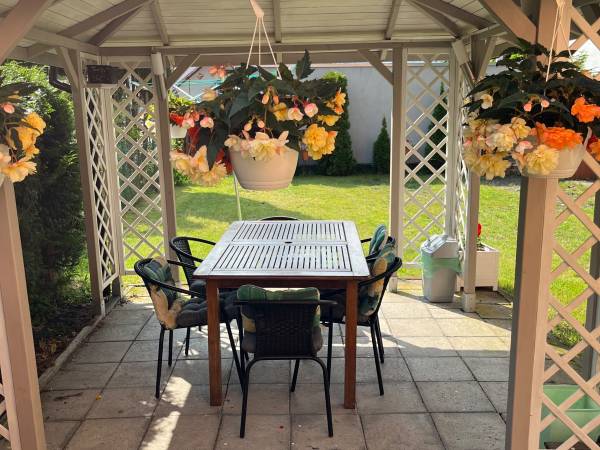 Altanka na terenie posesji