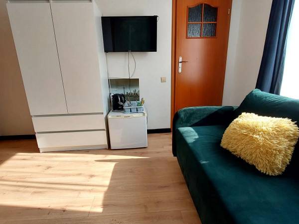 pokój 2 osobowy z dwoma łóżkami podwójnymi