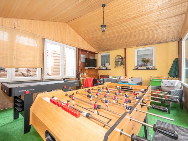 Wiata zewnętrzna Marynarska 36