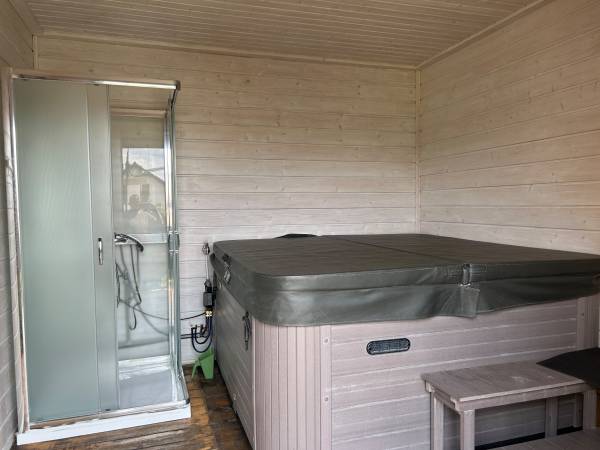 Domki WESTERN HOUSE Giżycko Fuleda Sauna Jacuzzi Kominek