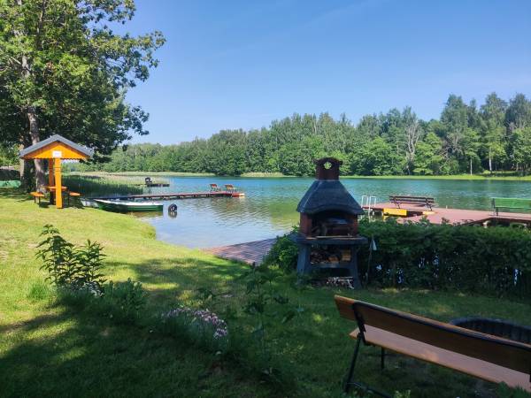 Widok na jezioro Serwy