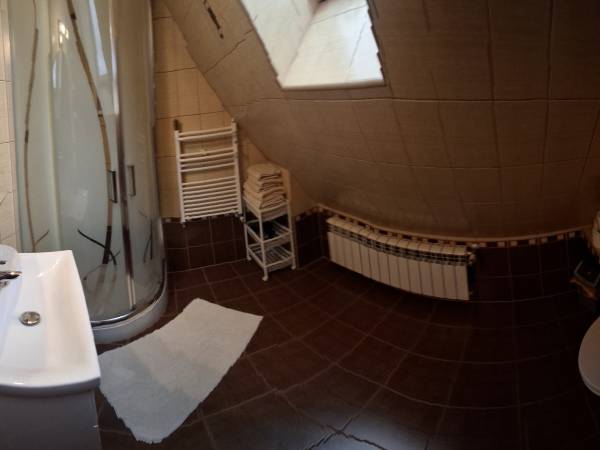 apartament rodzinny- łazienka