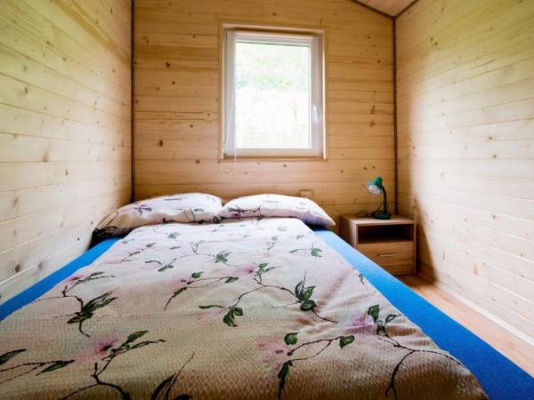 Domki pod Wiązem i Noclegi Pod Lasem