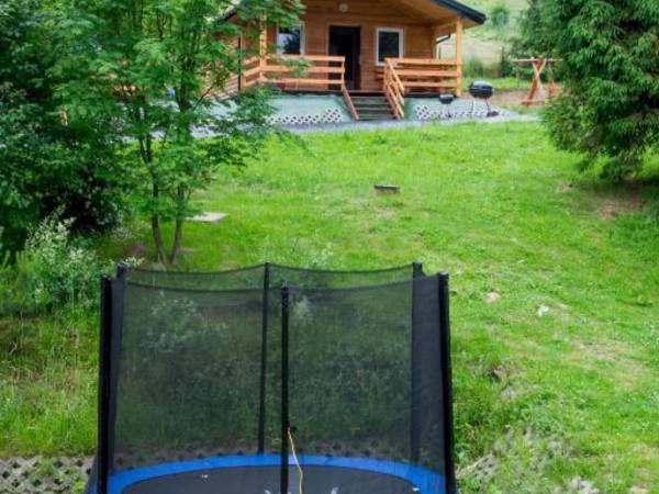 Domki pod Wiązem i Noclegi Pod Lasem