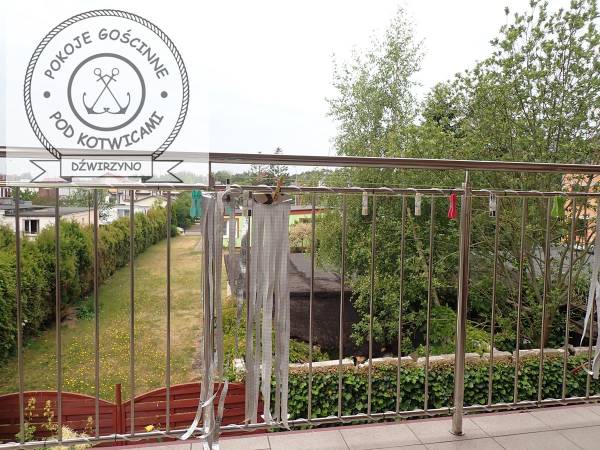 Apartament nr 1 typu studio, 2 pokojowy, z mini aneksem kuchennym, z łazienką i zadaszonym balkonem