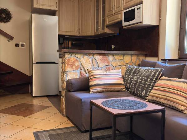 Domek nad górskim potokiem (u Doroty)