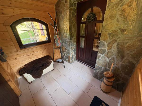 Domek nad górskim potokiem (u Doroty)