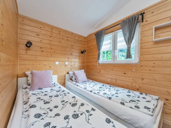 Domek nr1 Romanówka z jacuzzi