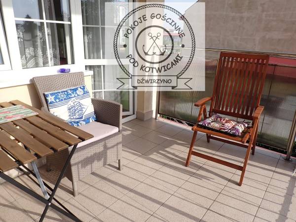 Apartament nr 1 typu studio, 2 pokojowy, z mini aneksem kuchennym, z łazienką i zadaszonym balkonem