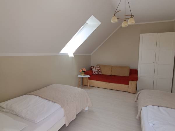 Dom Nad Jeziorem - Natalia