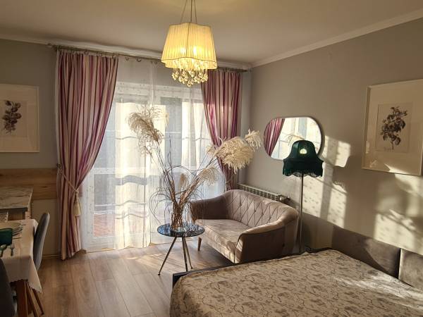 Pokój nr 8 z balkonem