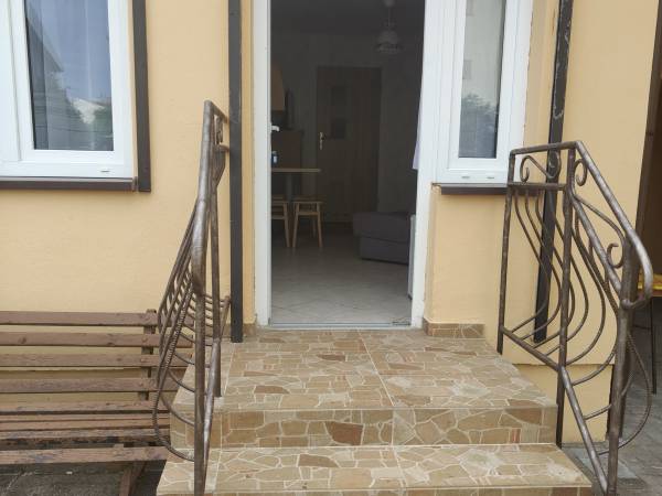 wejście do pokoju parter