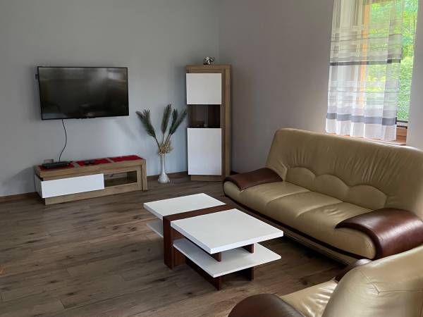 Dom do wynajęcia nad rzeką Brennicą