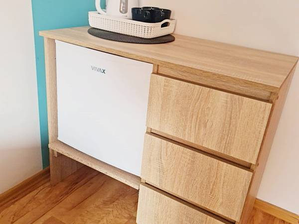 barek śniadaniowy w każdym pokoju