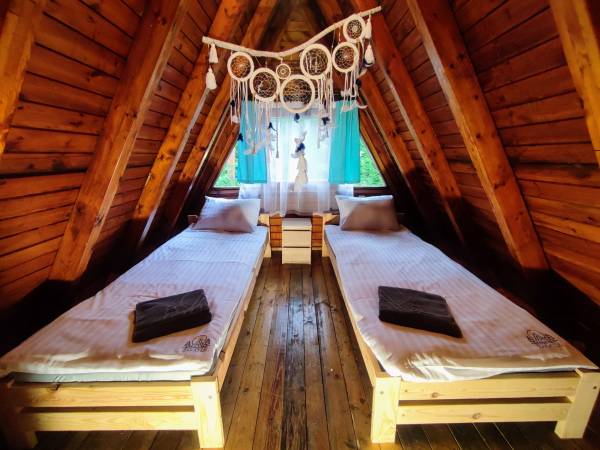 OŚRODEK WYPOCZYNKOWY ZAKĄTEK