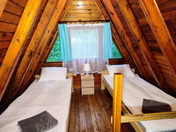 OŚRODEK WYPOCZYNKOWY ZAKĄTEK