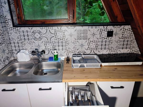 OŚRODEK WYPOCZYNKOWY ZAKĄTEK