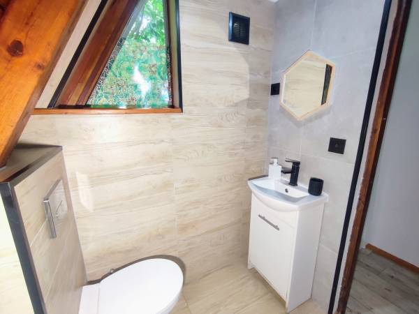 OŚRODEK WYPOCZYNKOWY ZAKĄTEK