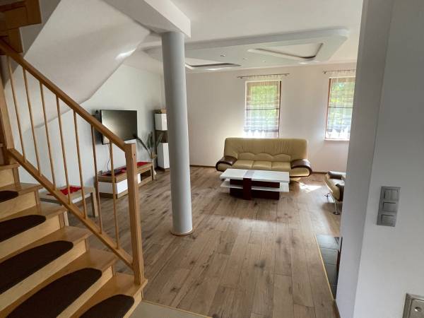 Dom do wynajęcia nad rzeką Brennicą