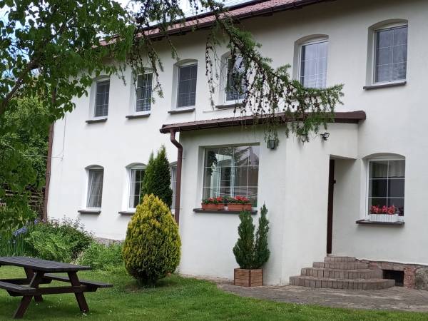 Gościniec pod świerkami