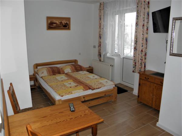 Agnieszka 2 pokój nr 8 2 osobowy na 2 piętrze z tarasem