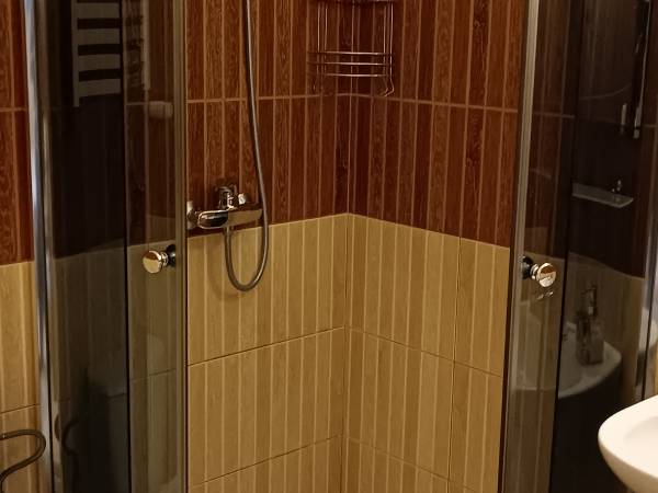 łazienka w 3/4 osobowym z tarasem