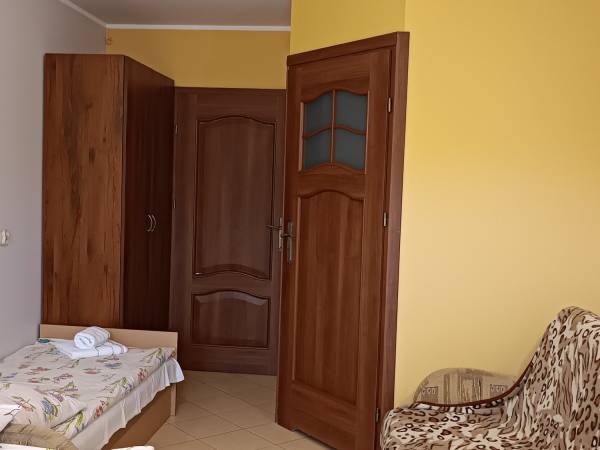 trzy osobowy z tarasem