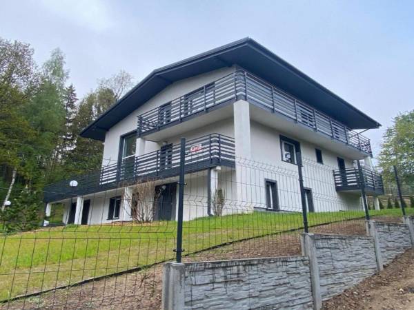 Willa Platanowe Wzgórze