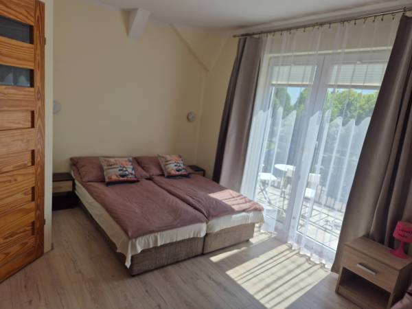 Pokój 3os z balkonem