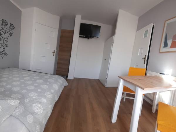 pokój 2 osobowy z łazienką