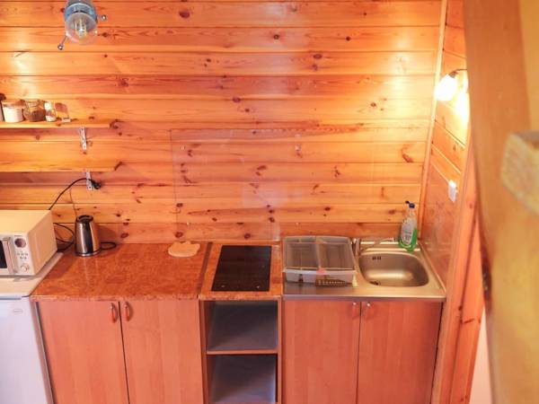 Aneks kuchenny domek 5-cio osobowy 