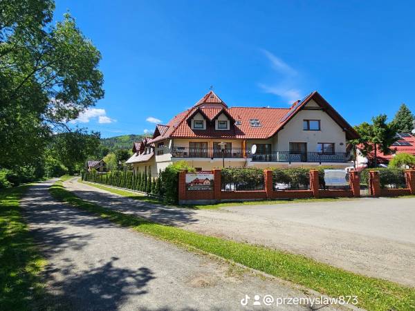 Dom wypoczynkowy Leśniczówka 18 Węgierska Górka 