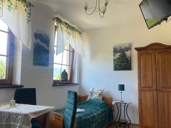 Pokoj trzyosobowy nr6