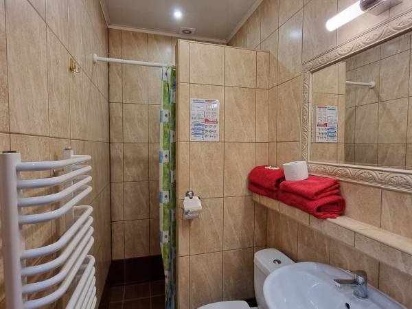 Łazienka pokój 3/4-osobowy