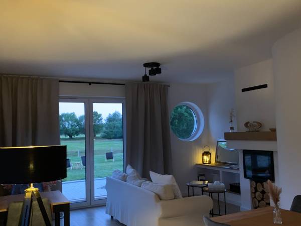 Dworek pod wierzbami