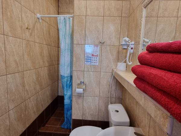 Łazienka pokój 3/4-osobowy