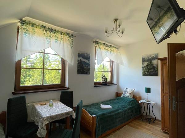 Pokoju trzyosobowy nr6