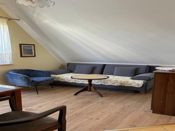 POD ZŁOTOKAPEM - Pensjonat